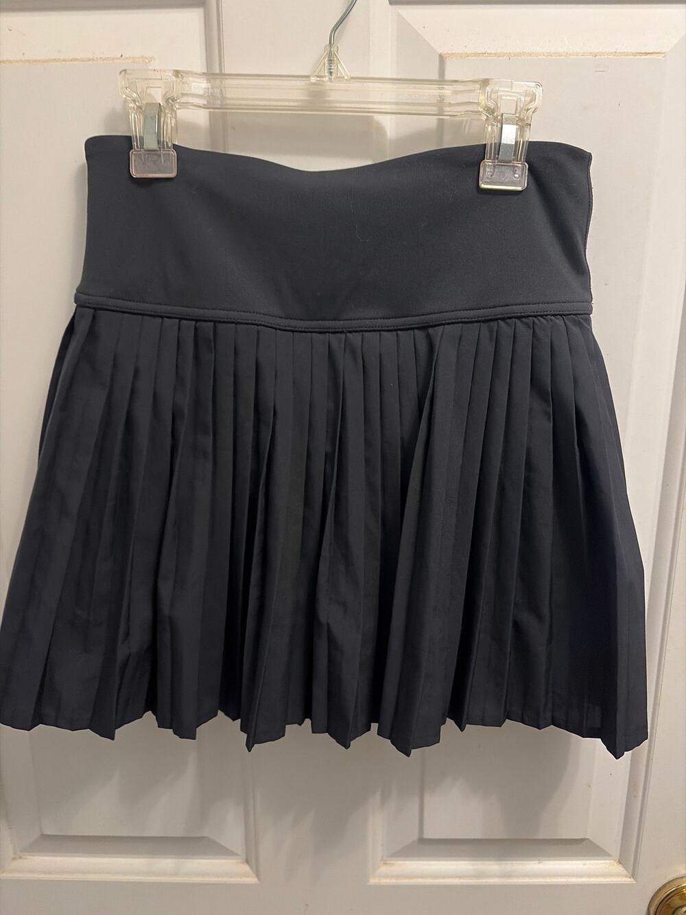Fabletics Black Pleated Athletic Skirt Tennis Golf Built-In Shorts Size XS